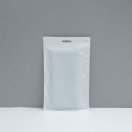 Les sacs rescellables d'emballage d'OEM tiennent le dessus adapté aux besoins du client de couleur ouvert